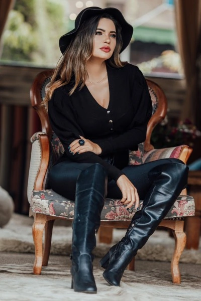 Legging Boots With Black Top And Hat